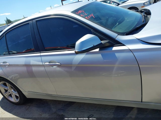 Продажа на аукционе авто 2015 Bmw 320i, vin: WBA3B1C52FK136032, номер лота: 44769168