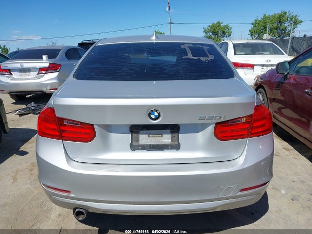 Продажа на аукционе авто 2015 Bmw 320i, vin: WBA3B1C52FK136032, номер лота: 44769168