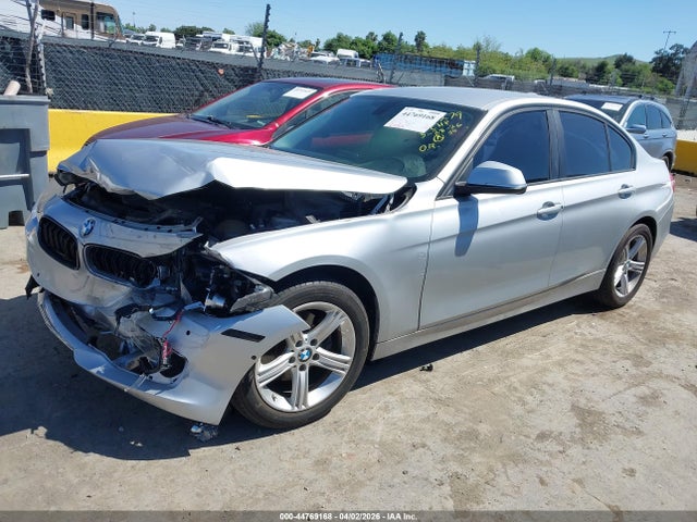 Продажа на аукционе авто 2015 Bmw 320i, vin: WBA3B1C52FK136032, номер лота: 44769168