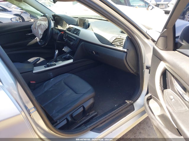 Продажа на аукционе авто 2015 Bmw 320i, vin: WBA3B1C52FK136032, номер лота: 44769168