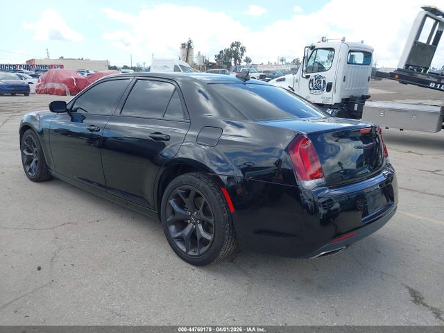 Aukcja sprzedaży 2022 Chrysler 300 S, vin: 2C3CCABG1NH154499, numer aukcji: 44769179