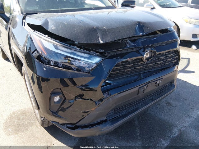 2T3C1RFV4RW301011 Toyota Rav4 Xle Premium