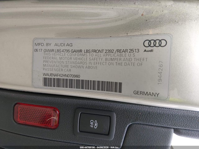 44769190 :رقم المزاد ، WAUENAF42HN070960 vin ، 2017 Audi A4 2.0t Premium مزاد بيع