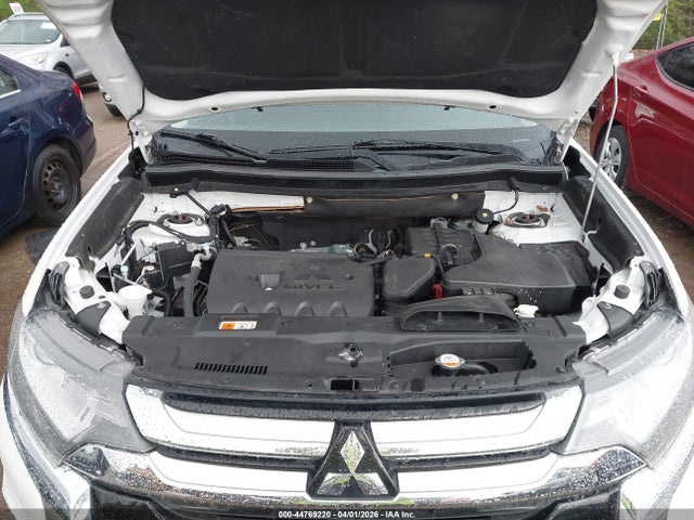 2016 MITSUBISHI OUTLANDER JA4AD2A31GZ049902 Photo 9