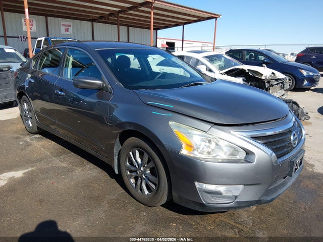 Продажа на аукционе авто 2015 Nissan Altima 2.5 S, vin: 1N4AL3AP8FN905841, номер лота: 44769230