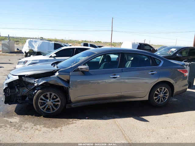 Продажа на аукционе авто 2015 Nissan Altima 2.5 S, vin: 1N4AL3AP8FN905841, номер лота: 44769230