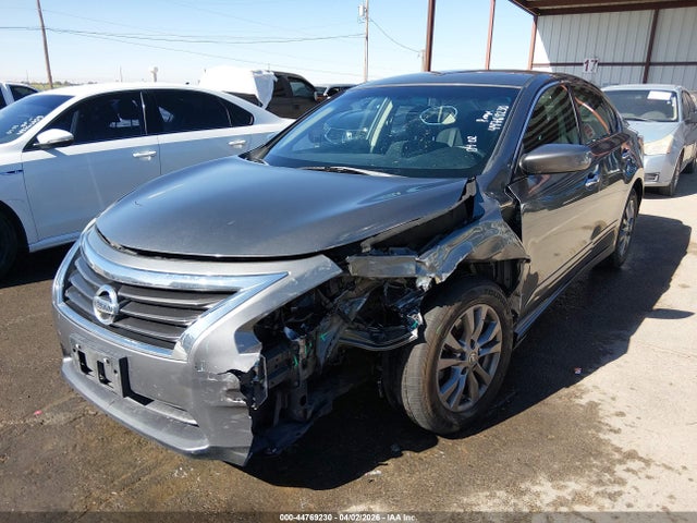 Продажа на аукционе авто 2015 Nissan Altima 2.5 S, vin: 1N4AL3AP8FN905841, номер лота: 44769230