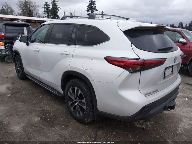 2022 TOYOTA HIGHLANDER 5TDGZRBHXNS221119 Photo 2