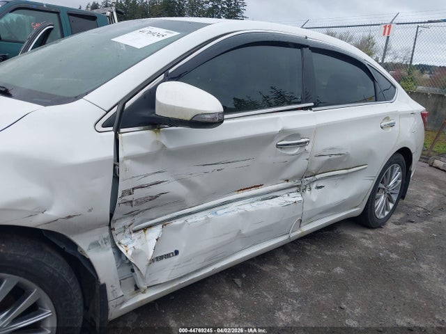 4T1BD1EB3JU063371 Toyota Avalon Hybrid Limited