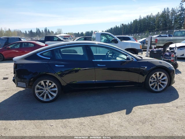 2018 Tesla Model 3 Long Range/performance მანქანა იყიდება აუქციონზე, vin: 5YJ3E1EB8JF071285, აუქციონის ნომერი: 44769261