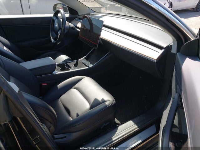 2018 TESLA MODEL 3 5YJ3E1EB8JF071285 Photo 4