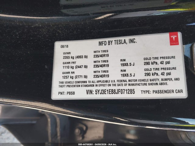 2018 TESLA MODEL 3 5YJ3E1EB8JF071285 Photo 8