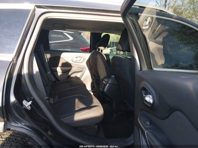 2016 Jeep Cherokee Latitude მანქანა იყიდება აუქციონზე, vin: 1C4PJMCS4GW169171, აუქციონის ნომერი: 44769274