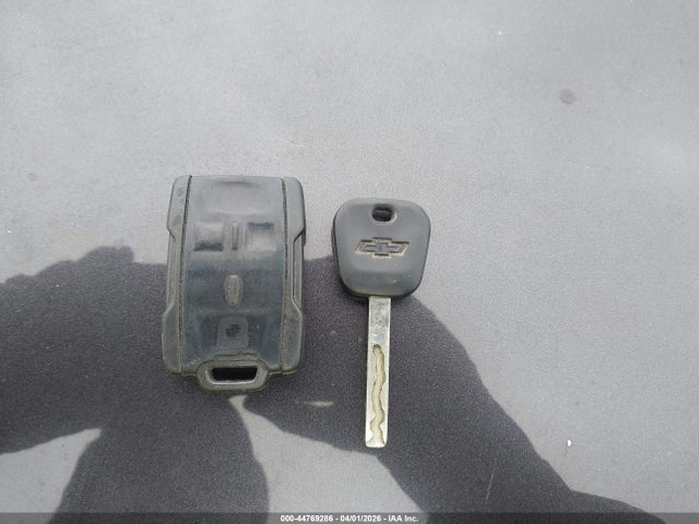 3GCUKREC8FG447165 Chevrolet Silverado 1500 1lt/2lt