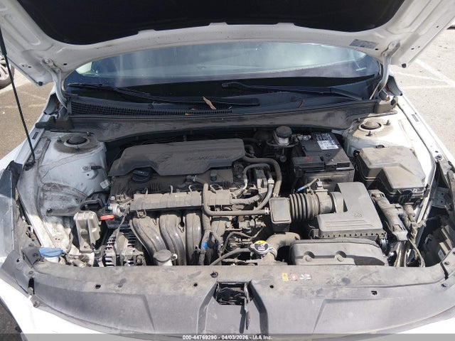 5NPLS4AG1NH058171 Hyundai ELANTRA SEL