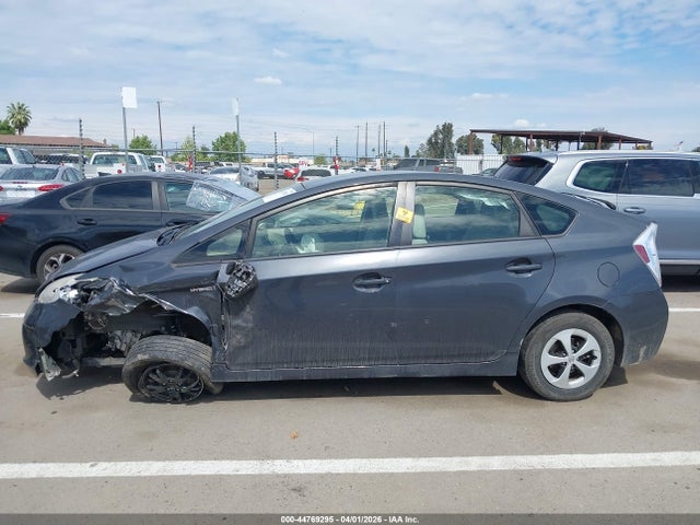 2015 Toyota Prius Three მანქანა იყიდება აუქციონზე, vin: JTDKN3DU3F0461162, აუქციონის ნომერი: 44769295
