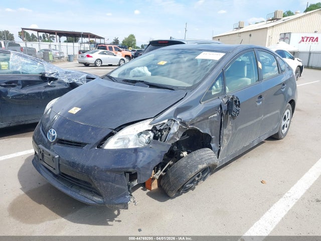 2015 Toyota Prius Three მანქანა იყიდება აუქციონზე, vin: JTDKN3DU3F0461162, აუქციონის ნომერი: 44769295