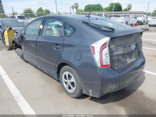 2015 Toyota Prius Three მანქანა იყიდება აუქციონზე, vin: JTDKN3DU3F0461162, აუქციონის ნომერი: 44769295