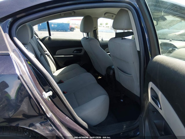 1G1PC5SB8E7435776 Chevrolet Cruze 1lt Auto