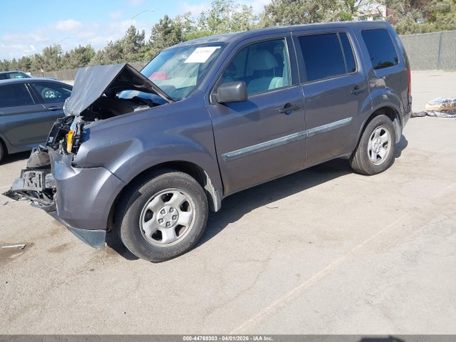 Honda PILOT LX 2014 5FNYF3H21EB019044 Image 2