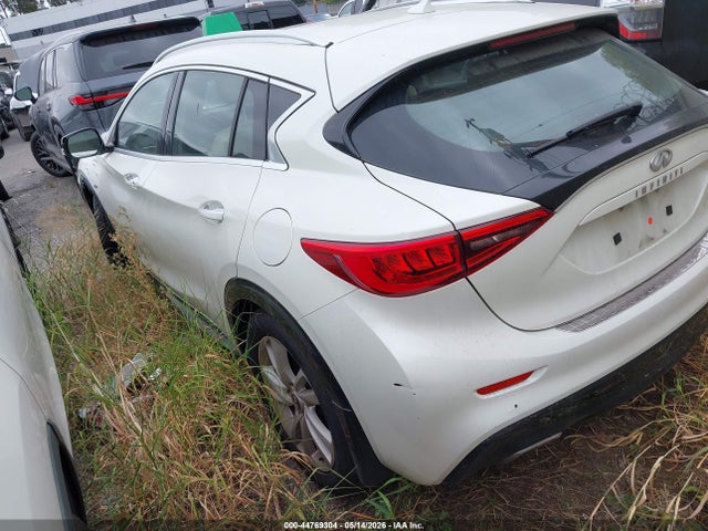 44769304 :رقم المزاد ، SJKCH5CP7JA058868 vin ، 2018 Infiniti Qx30 Premium مزاد بيع