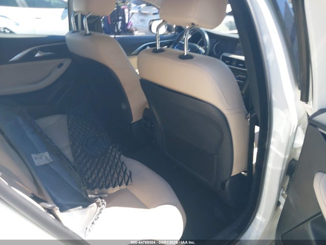 44769304 :رقم المزاد ، SJKCH5CP7JA058868 vin ، 2018 Infiniti Qx30 Premium مزاد بيع