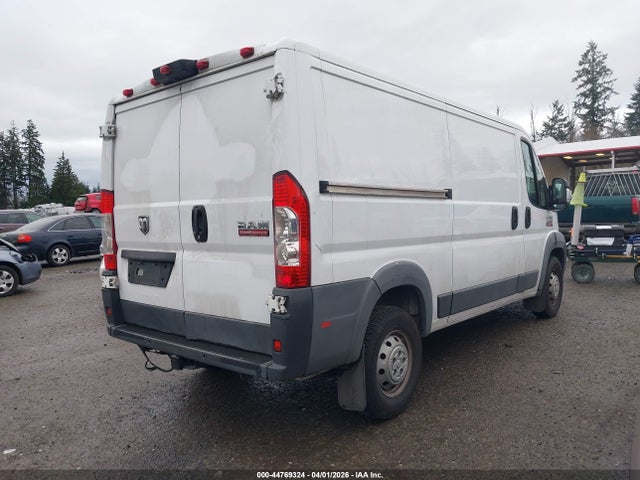 3C6TRVAG0JE103401 RAM Promaster 1500 Low Roof 136 Wb