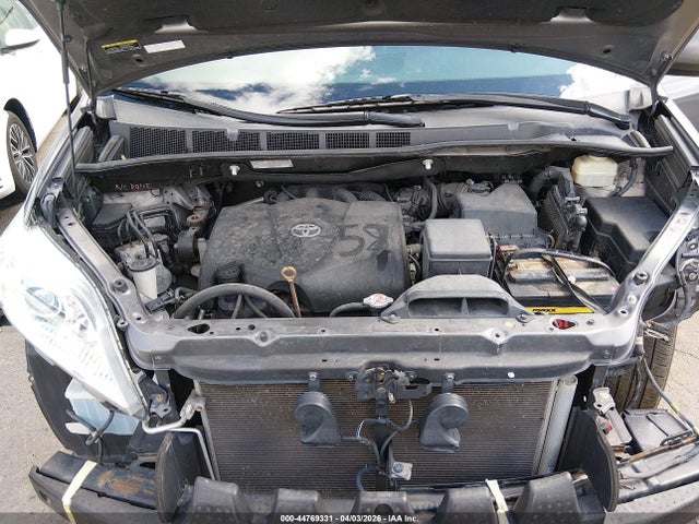 Toyota Sienna Xle 7 Passenger 2017 5TDDZ3DC2HS178076 Image 10