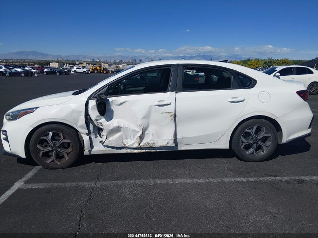 Продаж на аукціоні авто 2021 Kia Forte Lxs, vin: 3KPF24AD7ME350493, номер лоту: 44769333