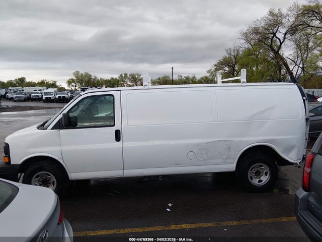 Chevrolet Express 2500 Work Van 2016 1GCWGBFF1G1336869 Image 14