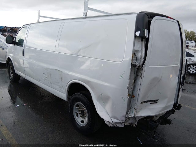 Chevrolet Express 2500 Work Van 2016 1GCWGBFF1G1336869 Image 3