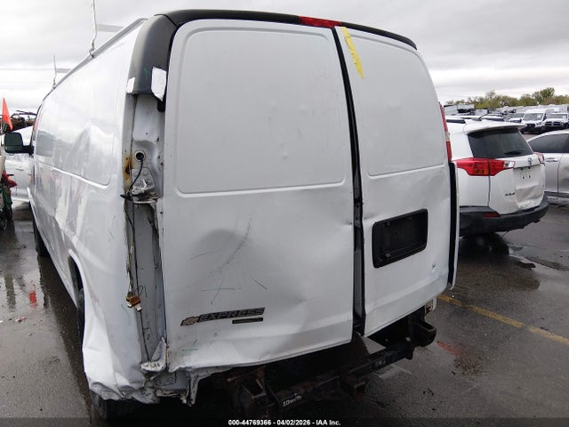 Chevrolet Express 2500 Work Van 2016 1GCWGBFF1G1336869 Image 6