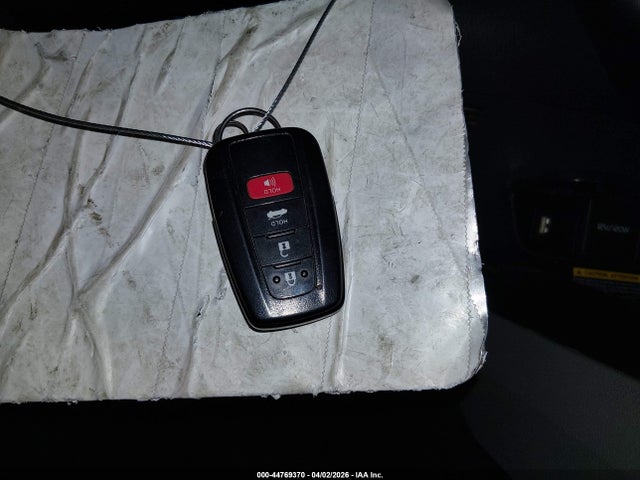 4T1S11AK2MU498076 Toyota CAMRY SE