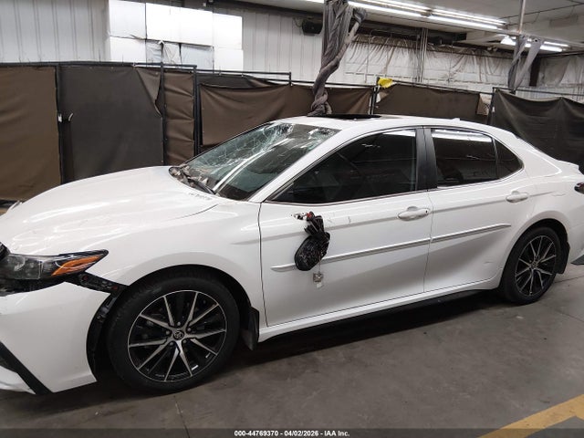 4T1S11AK2MU498076 Toyota CAMRY SE