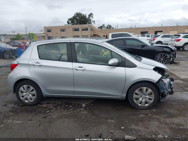 JTDKTUD34ED579263 Toyota Yaris Le (tmc/cbu Plant)
