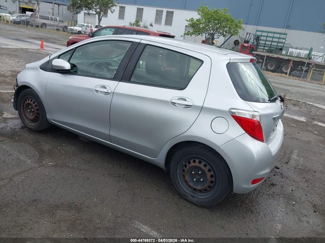 JTDKTUD34ED579263 Toyota Yaris Le (tmc/cbu Plant)