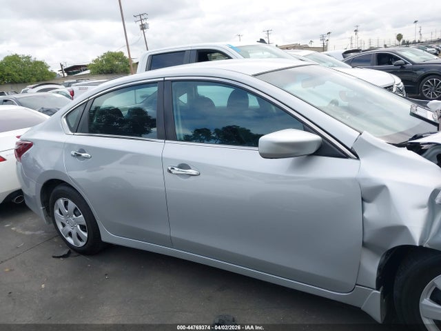 1N4AL3AP7JC161279 Nissan Altima 2.5 S
