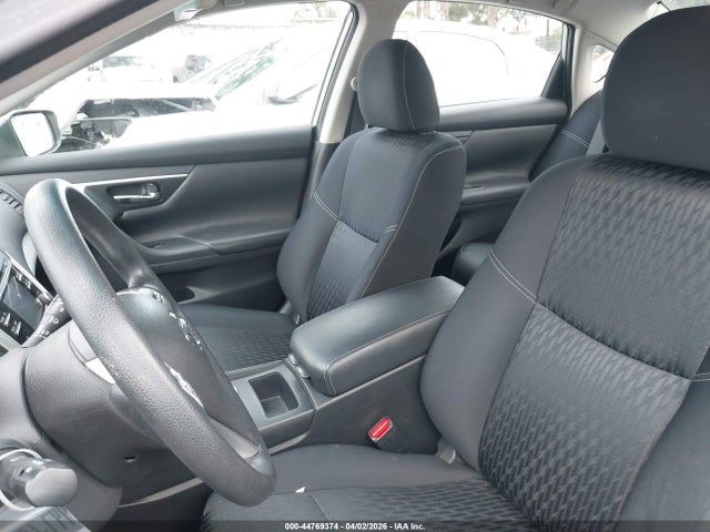 1N4AL3AP7JC161279 Nissan Altima 2.5 S