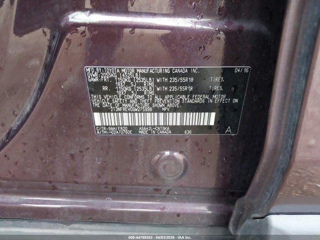 2T3NFREV0GW275998 Toyota RAV4 SE