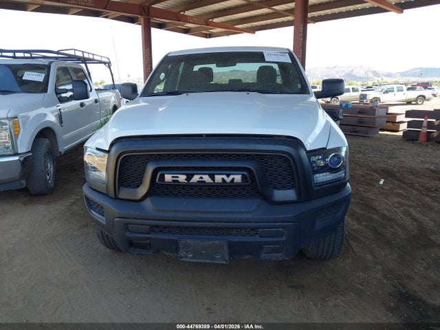 1C6RR7LG8RS156956 RAM 1500 Classic Warlock 4x4 5&#039;7 Box