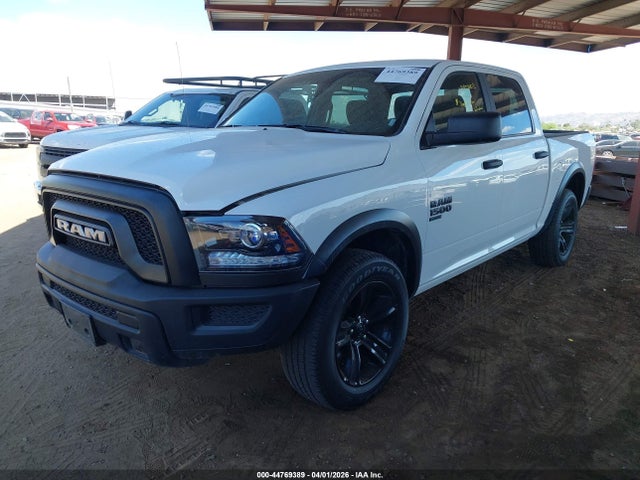 1C6RR7LG8RS156956 RAM 1500 Classic Warlock 4x4 5&#039;7 Box