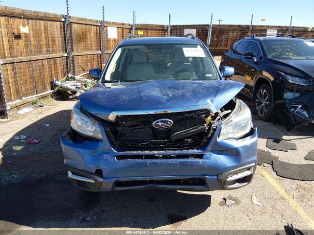 44769403 :رقم المزاد ، JF2SJADC3HH447727 vin ، 2017 Subaru Forester 2.5i Premium مزاد بيع