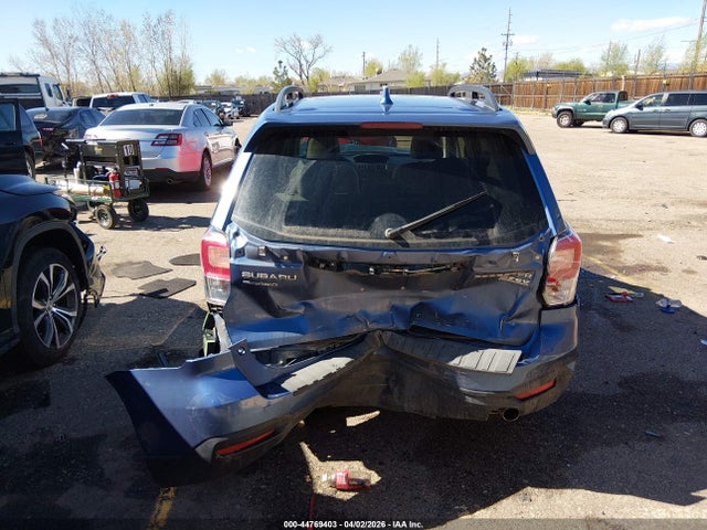 44769403 :رقم المزاد ، JF2SJADC3HH447727 vin ، 2017 Subaru Forester 2.5i Premium مزاد بيع