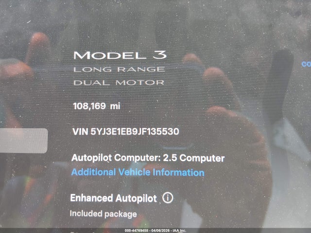 44769458 :رقم المزاد ، 5YJ3E1EB9JF135530 vin ، 2018 Tesla Model 3 Long Range/performance مزاد بيع