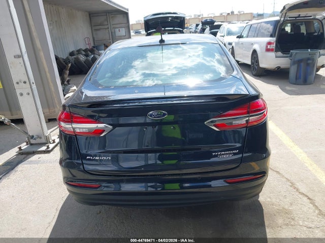 3FA6P0SU0LR126987 Ford Fusion Plug-in Hybrid Titanium