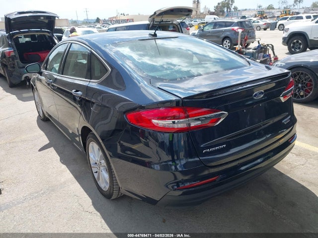 3FA6P0SU0LR126987 Ford Fusion Plug-in Hybrid Titanium