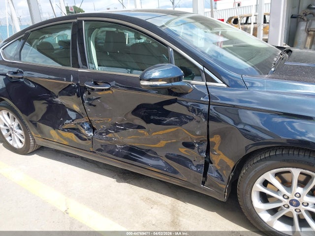 3FA6P0SU0LR126987 Ford Fusion Plug-in Hybrid Titanium