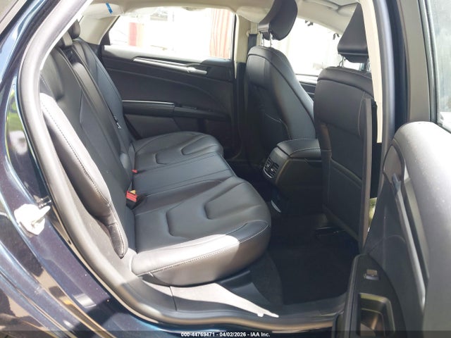 3FA6P0SU0LR126987 Ford Fusion Plug-in Hybrid Titanium