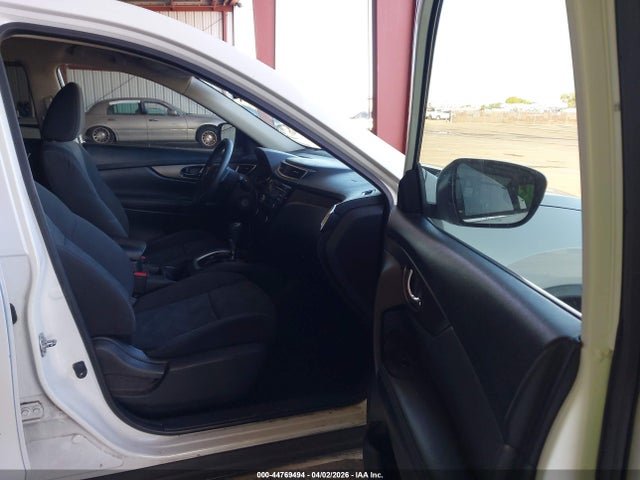 KNMAT2MV5GP675650 Nissan Rogue S/sl/sv
