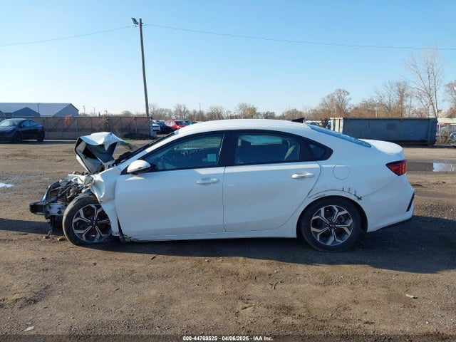Продаж на аукціоні авто 2020 Kia Forte Lxs, vin: 3KPF24AD3LE182429, номер лоту: 44769525
